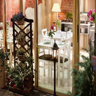 Hotel apartamentowy Leone 3*
